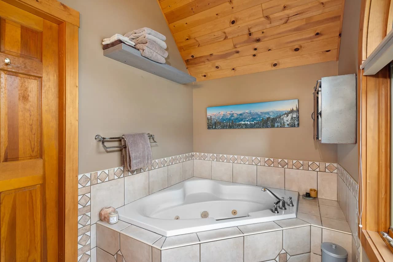 Dream Log Chalet 14