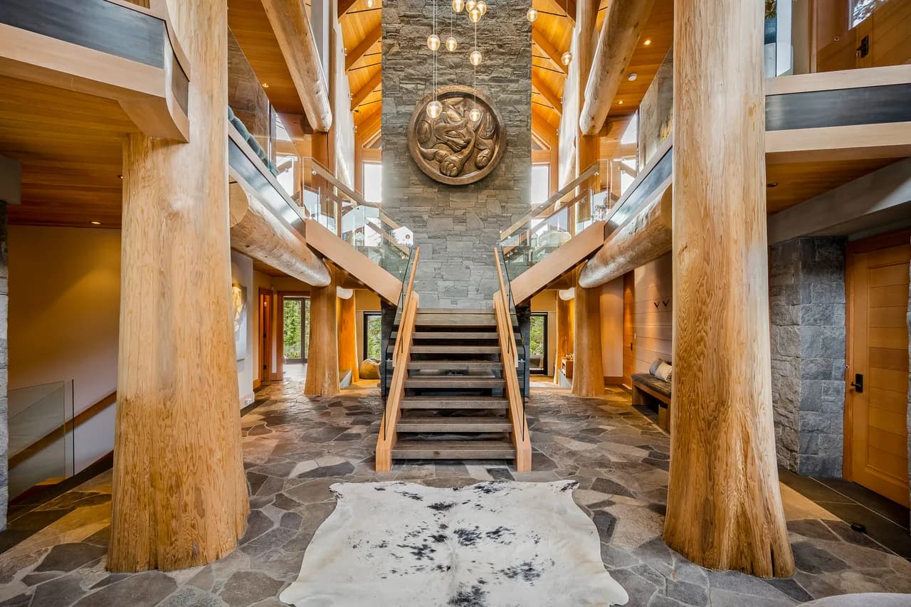 Panoramic Estate 3