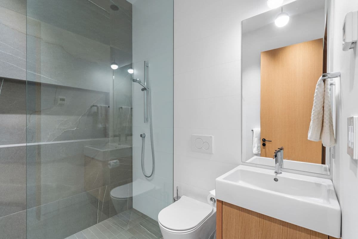 Cedarhof Kadenwood interior 8