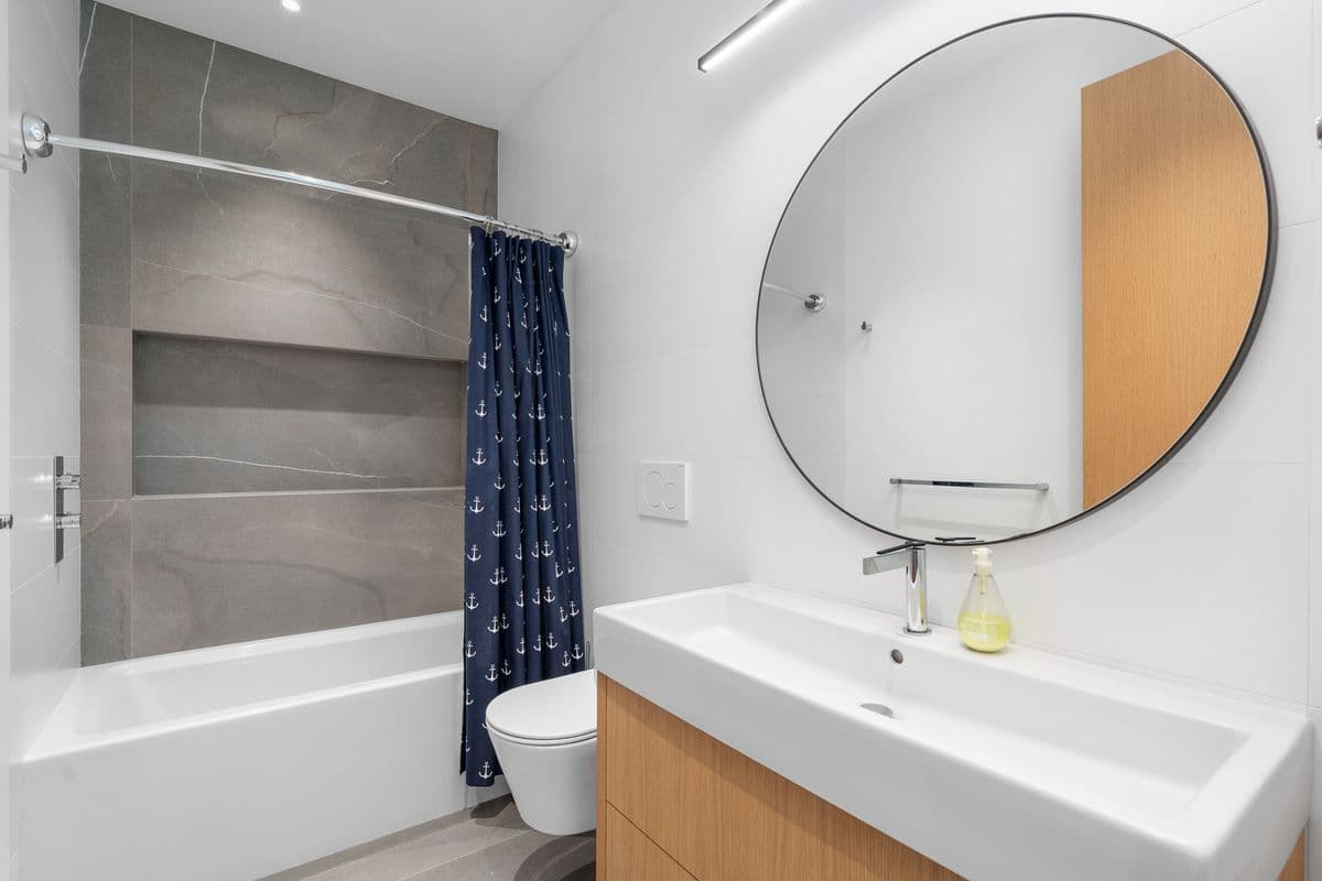 Cedarhof Kadenwood interior 15