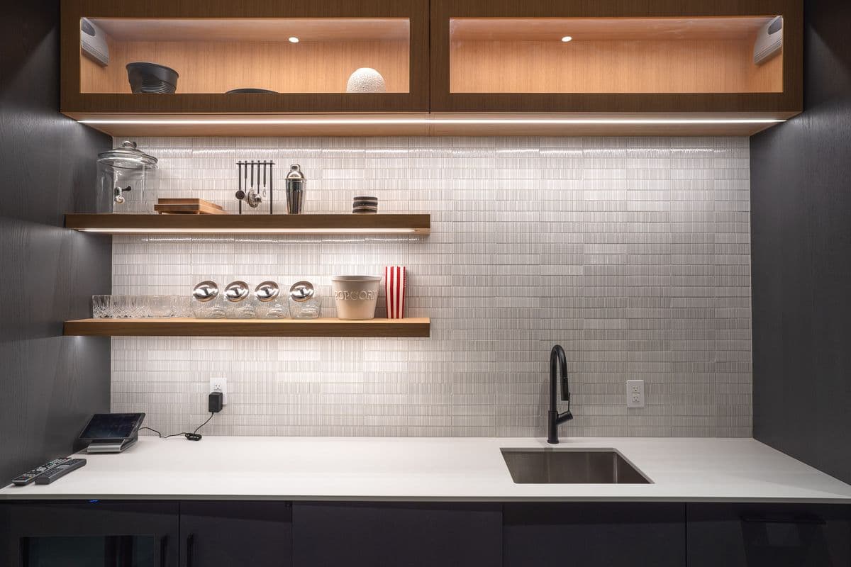 Cedarhof Kadenwood interior 25