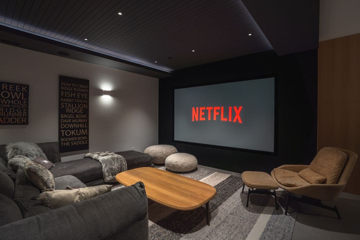 Cedarhof Kadenwood interior 26