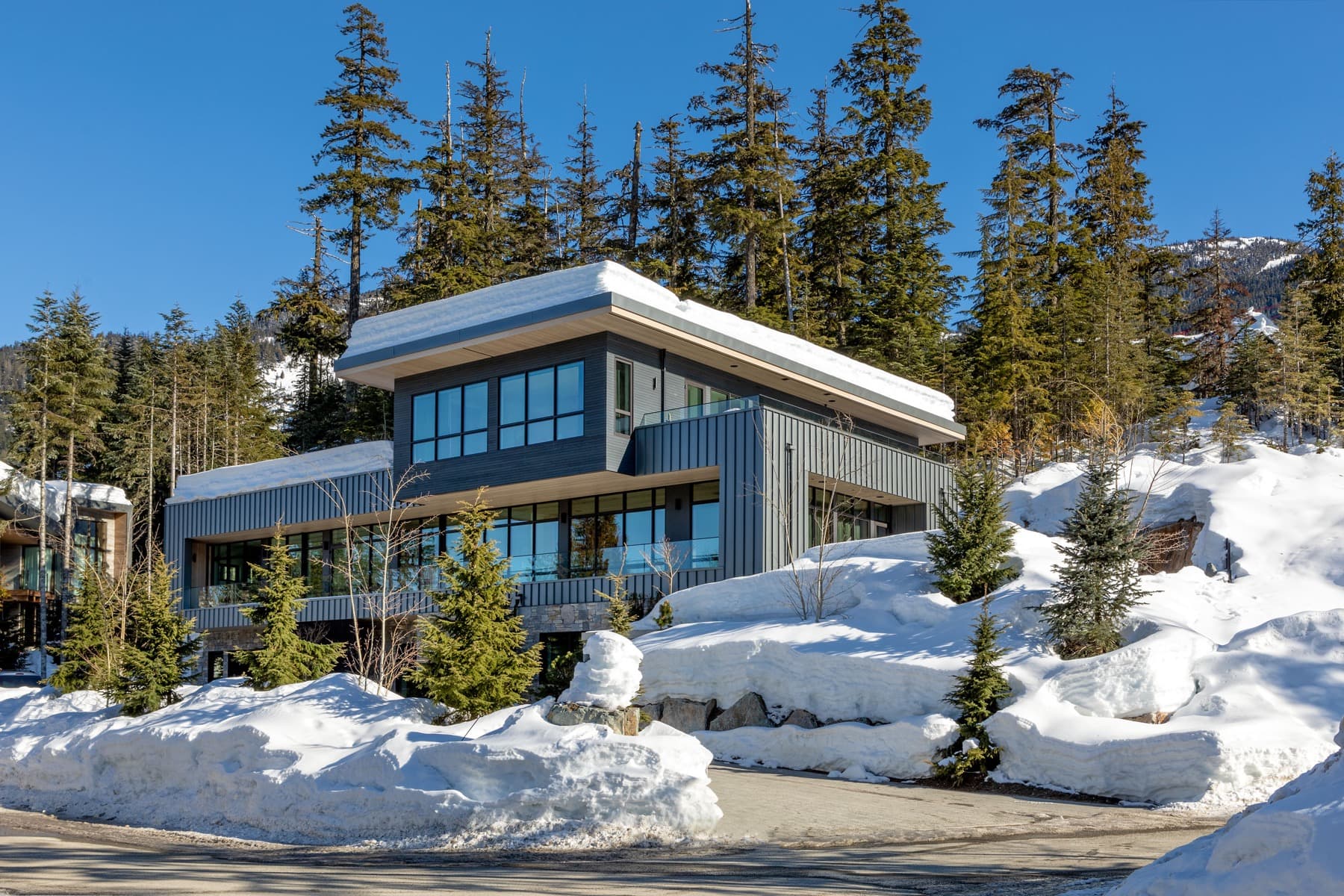 Cedarhof Kadenwood interior 31