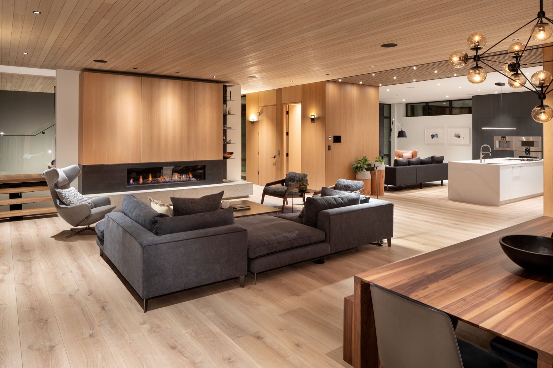 Cedarhof Kadenwood interior 2