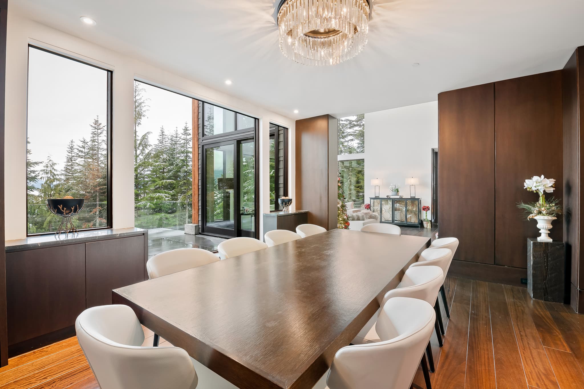 Altitude Retreat interior 20