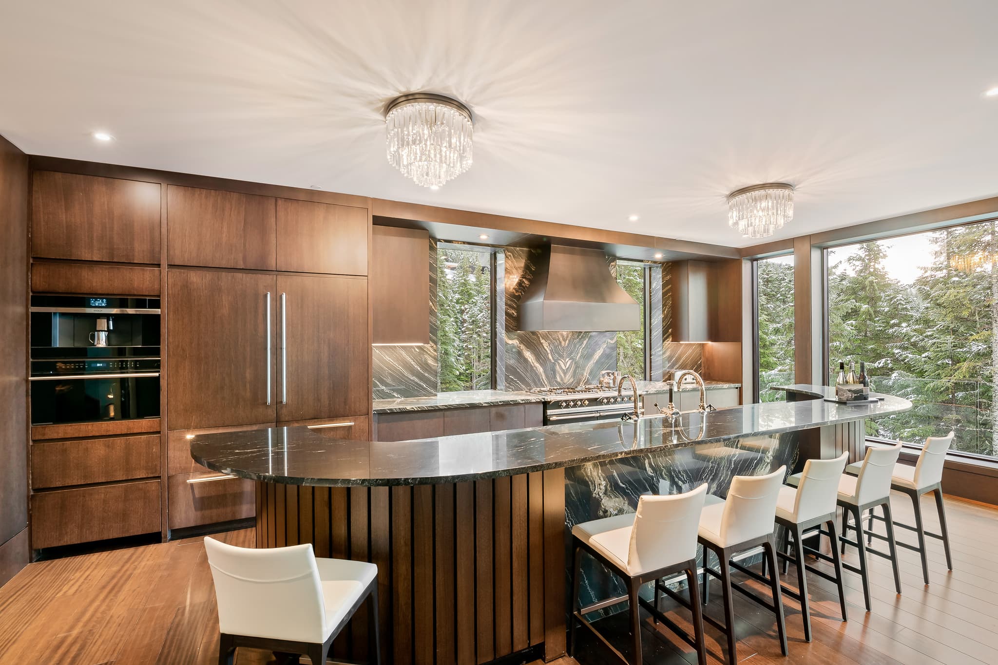 Altitude Retreat interior 18