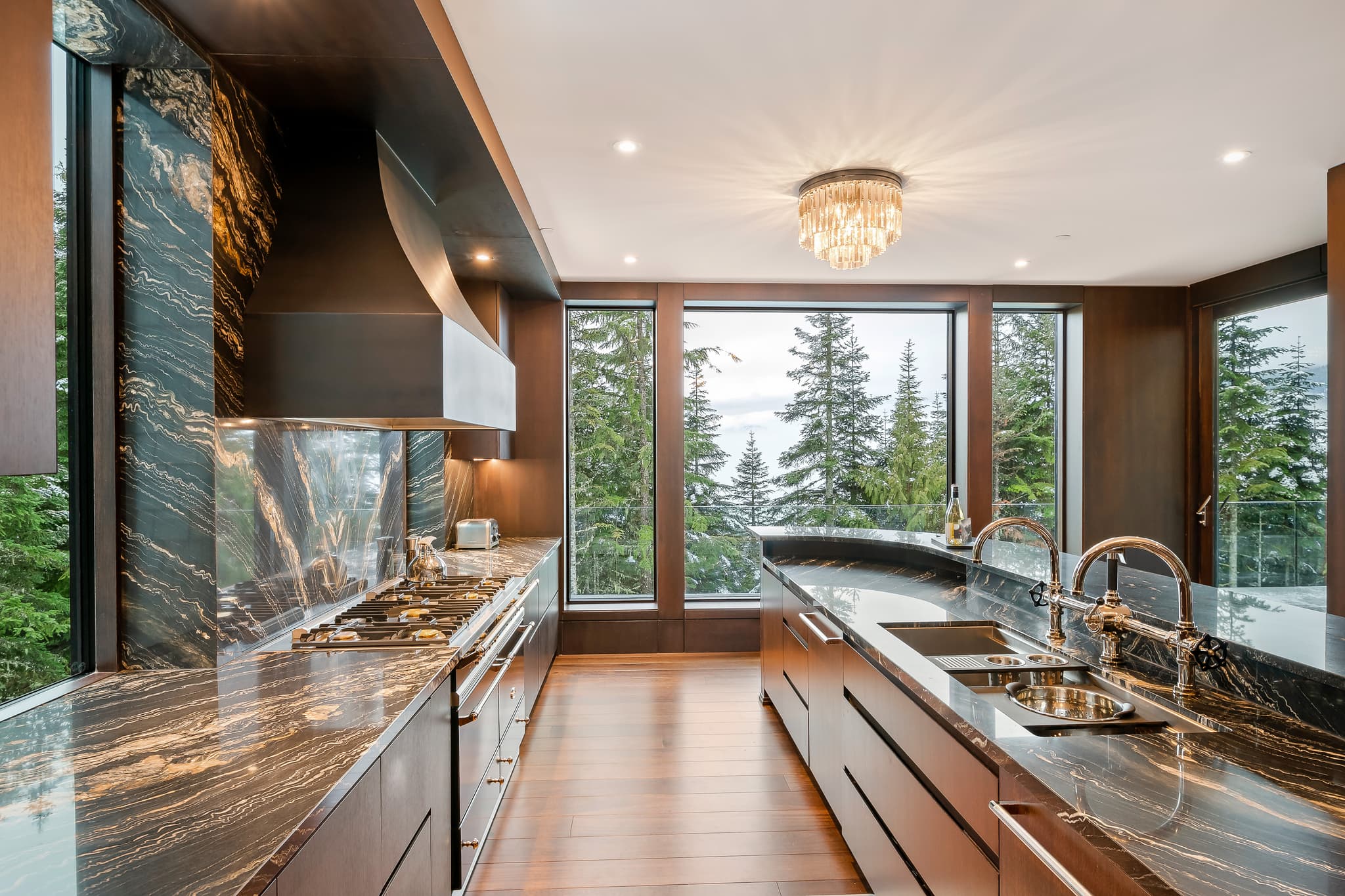 Altitude Retreat interior 15