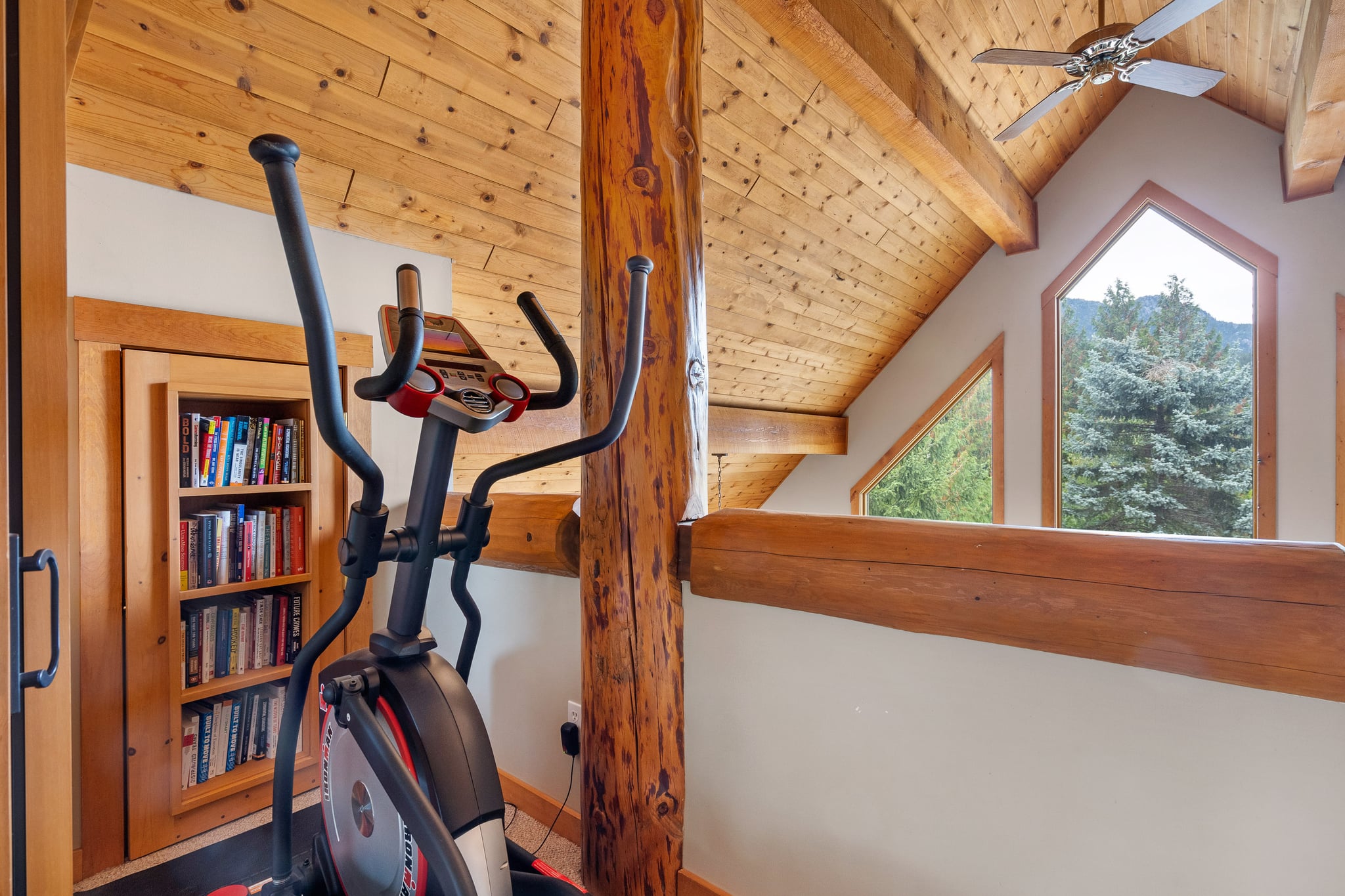 Dream Log Chalet interior 2