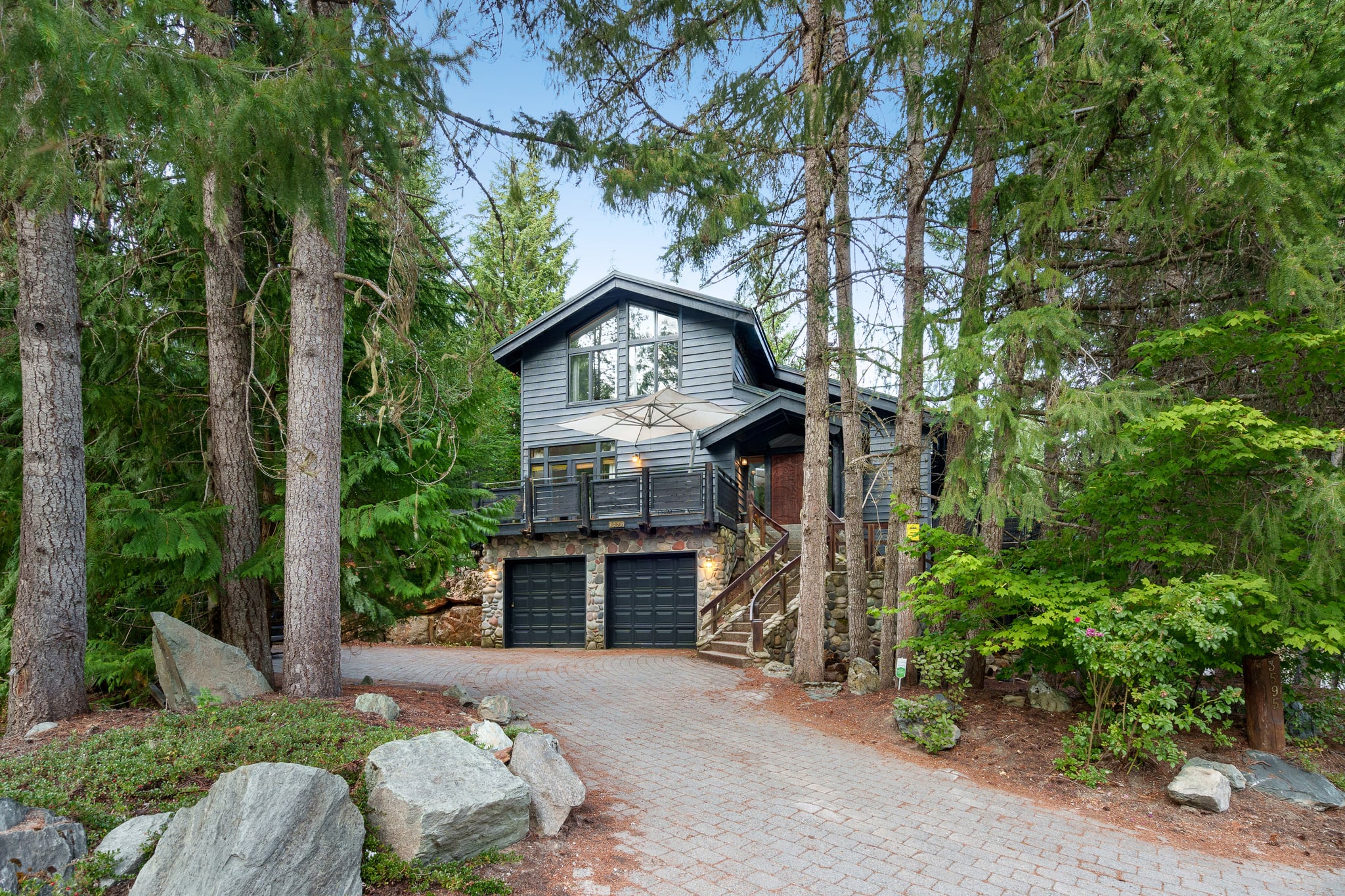 Falcon Blueberry Drive interior 2