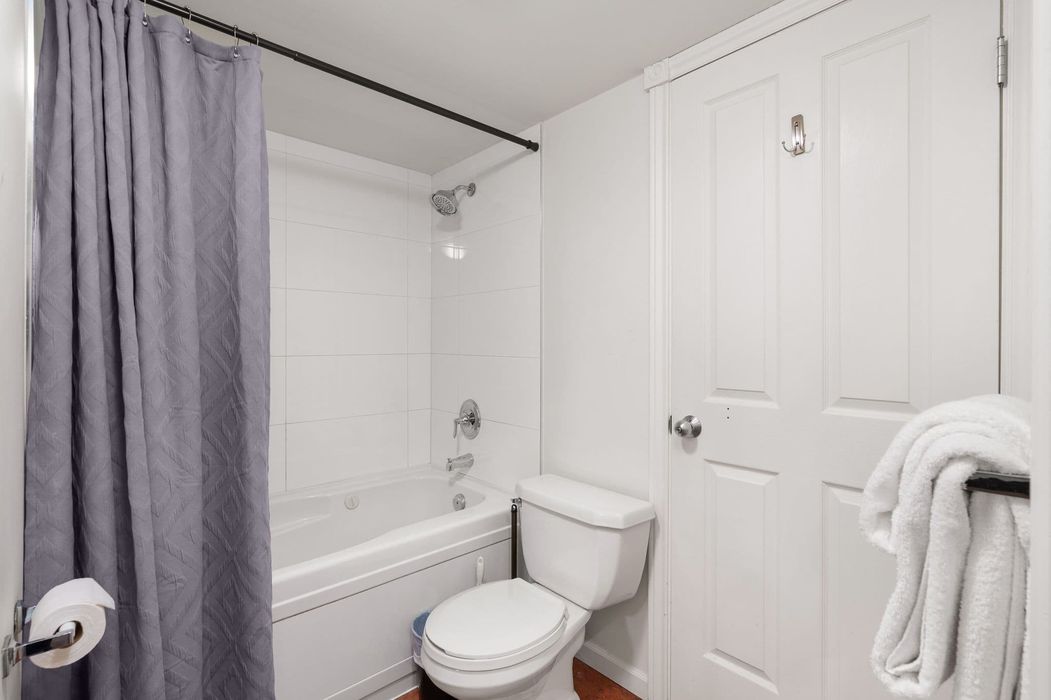 Glaciers Reach interior 32