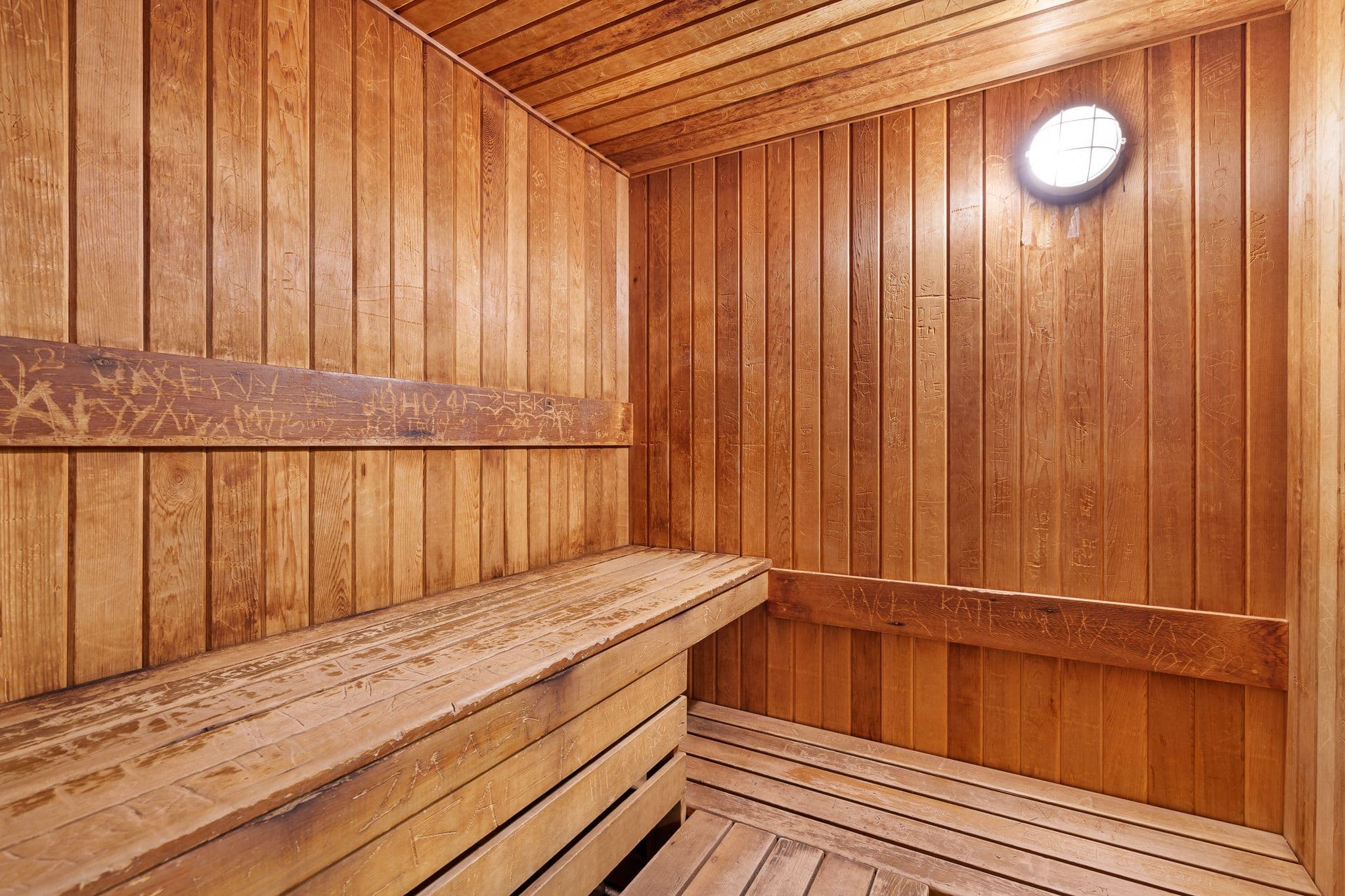 Glaciers Reach interior 36