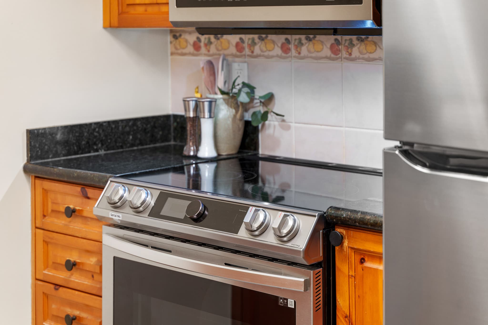 Rare 3-bedroom Whistler Village interior 16