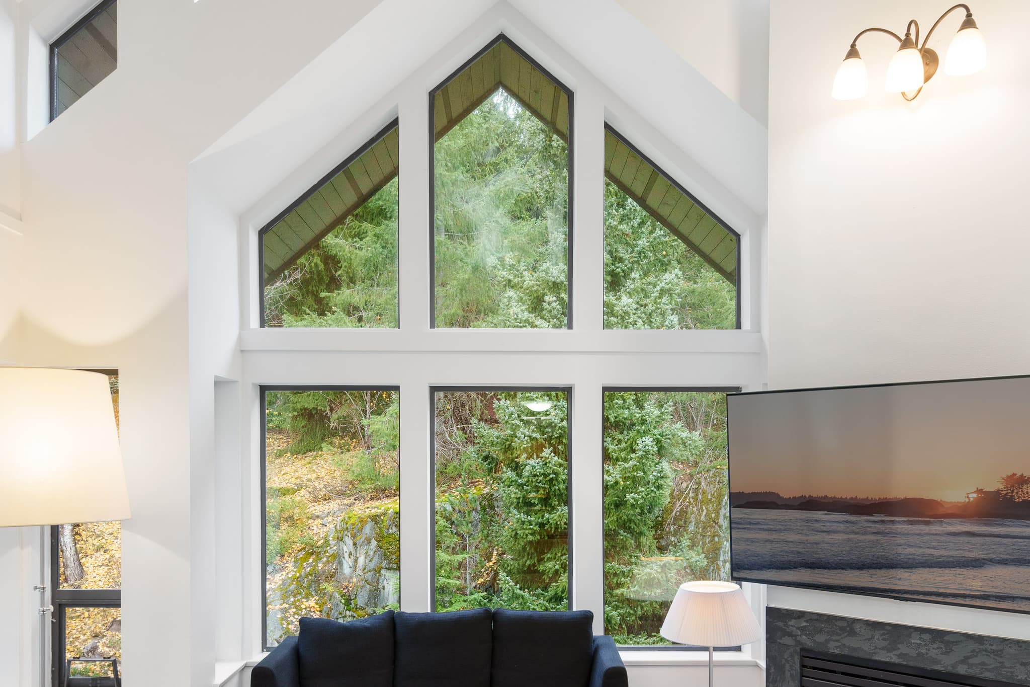 Luxury 6-Bedroom Blueberry interior 7