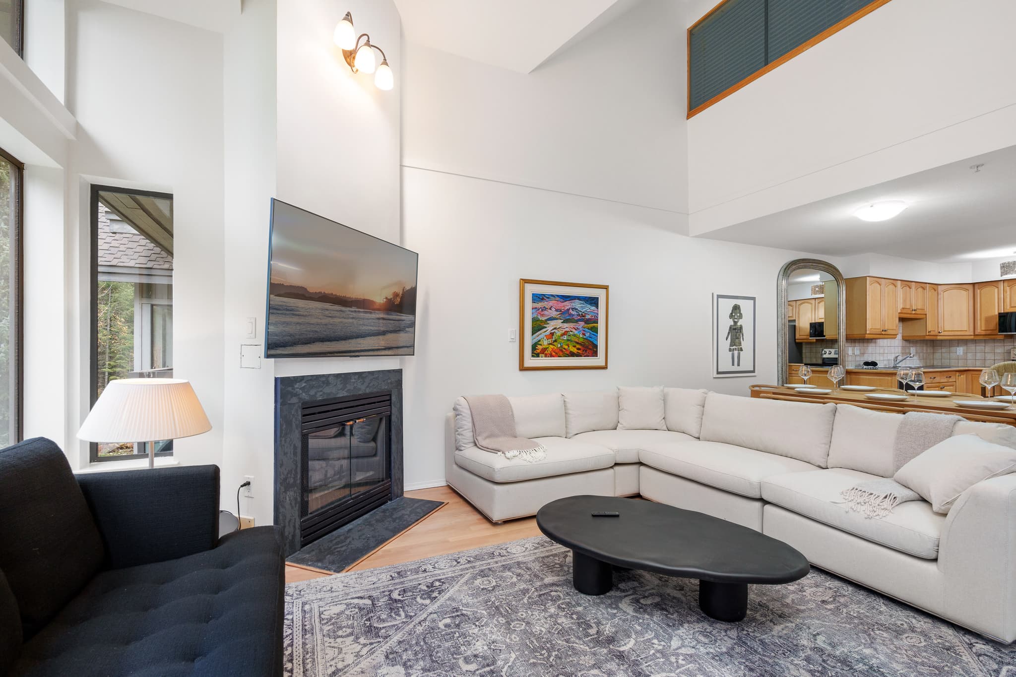 Luxury 6-Bedroom Blueberry interior 8