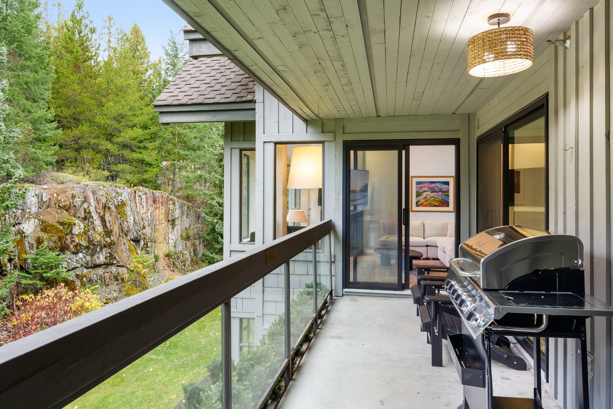 Luxury 6-Bedroom Blueberry interior 12