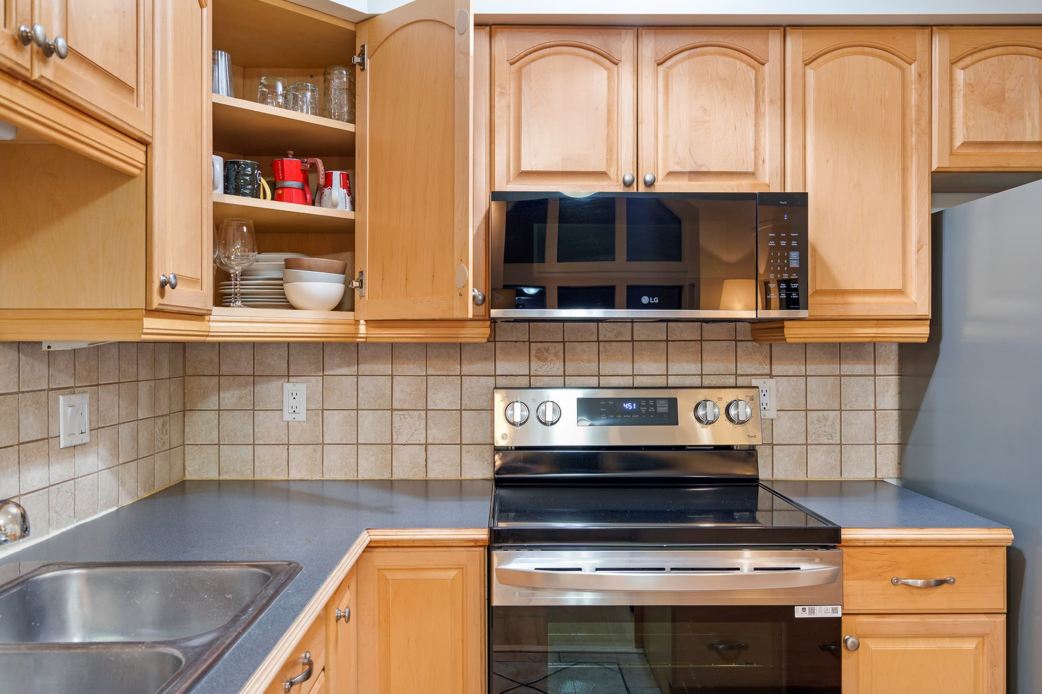 Luxury 6-Bedroom Blueberry interior 20