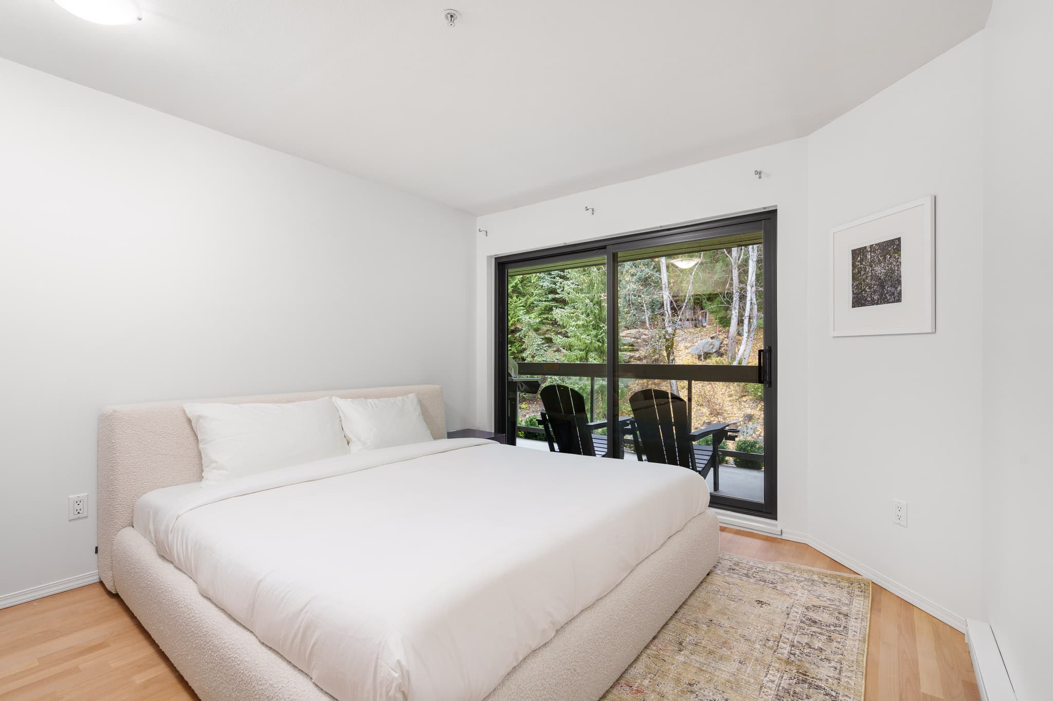 Luxury 6-Bedroom Blueberry interior 21