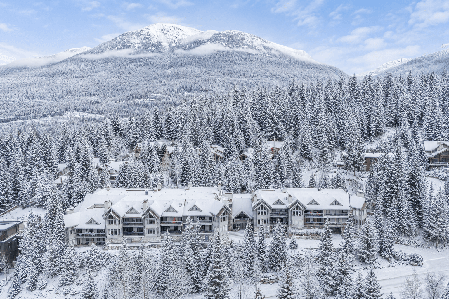 Luxury 6-Bedroom | Whistler photo 4