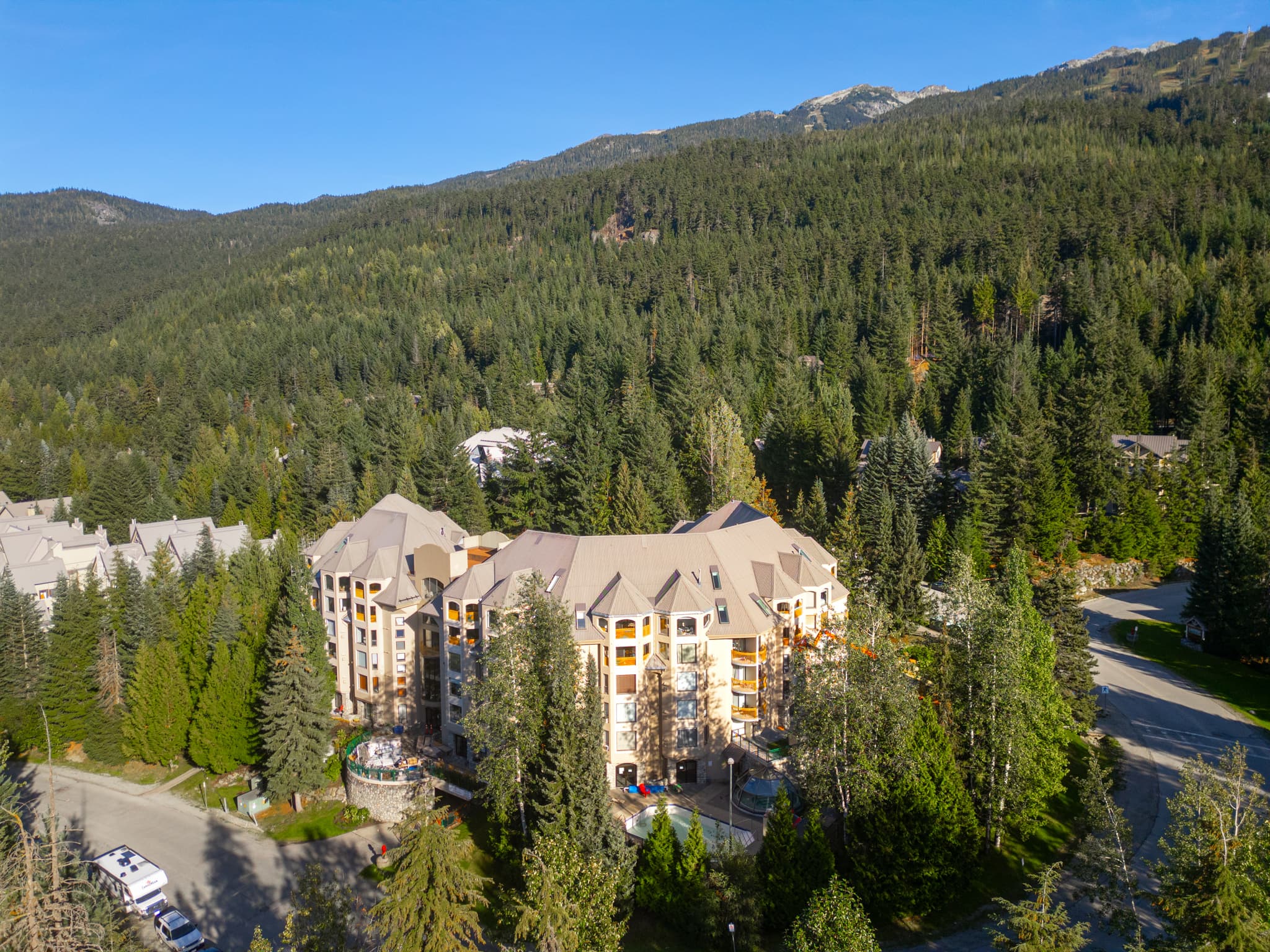 Marquise 2-Bed Ski-in Ski-out - AceHost 13