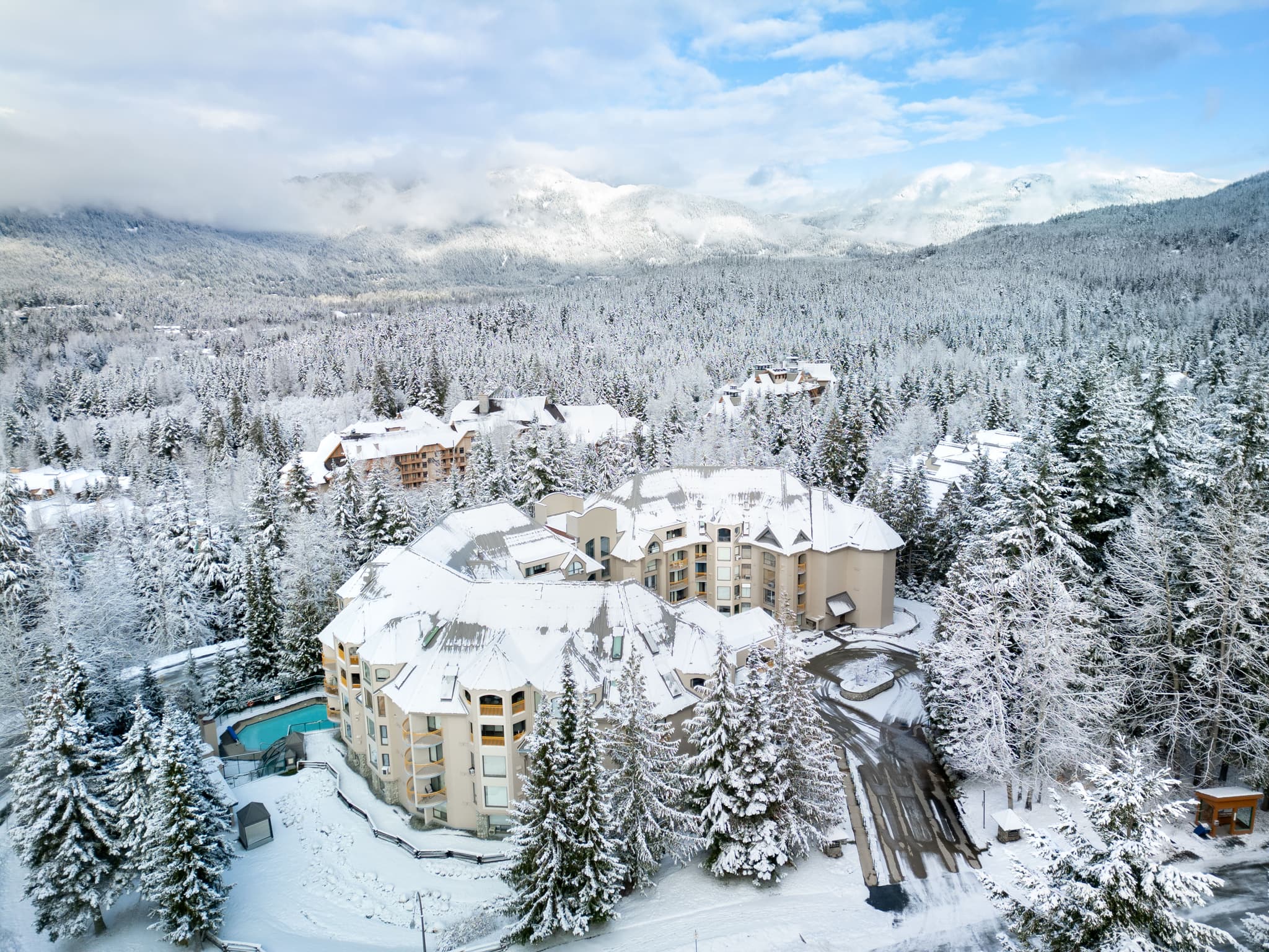 Marquise 2-Bed Ski-in Ski-out - AceHost 14