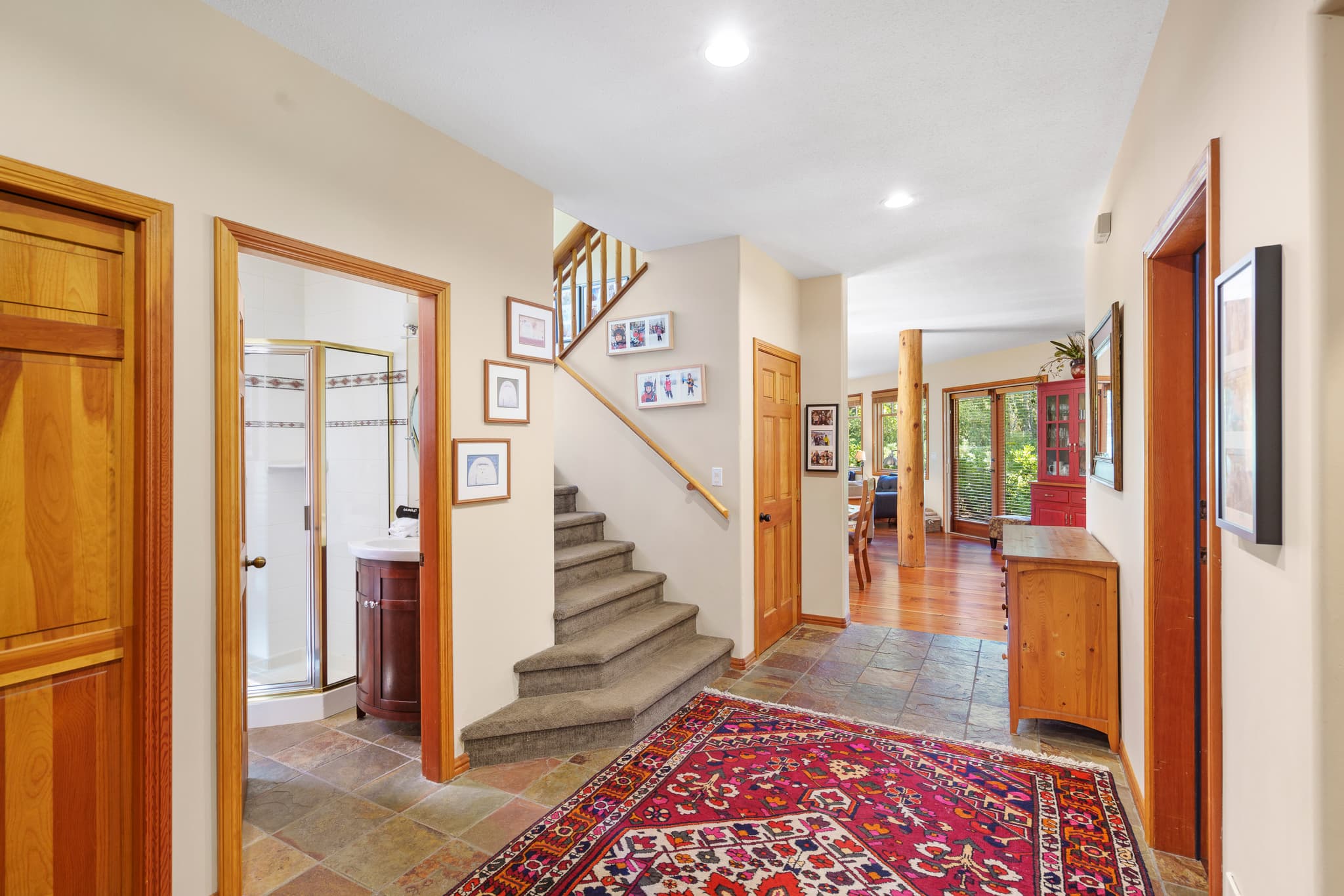 Golf Course Views interior 19