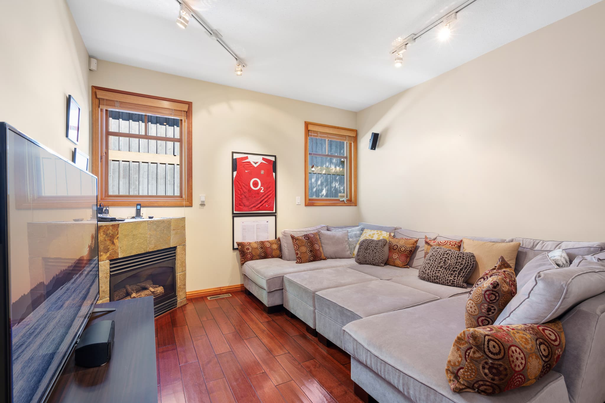 Golf Course Views interior 22