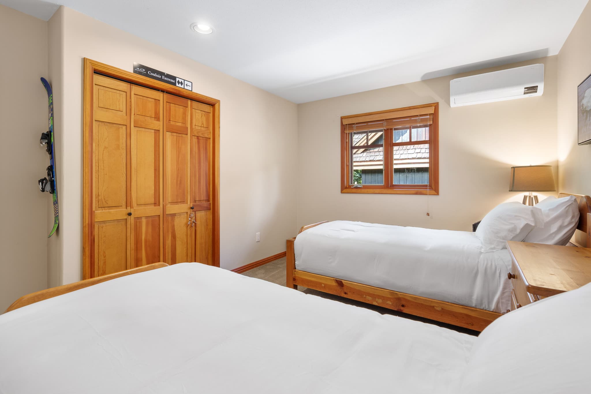 Golf Course Views interior 37