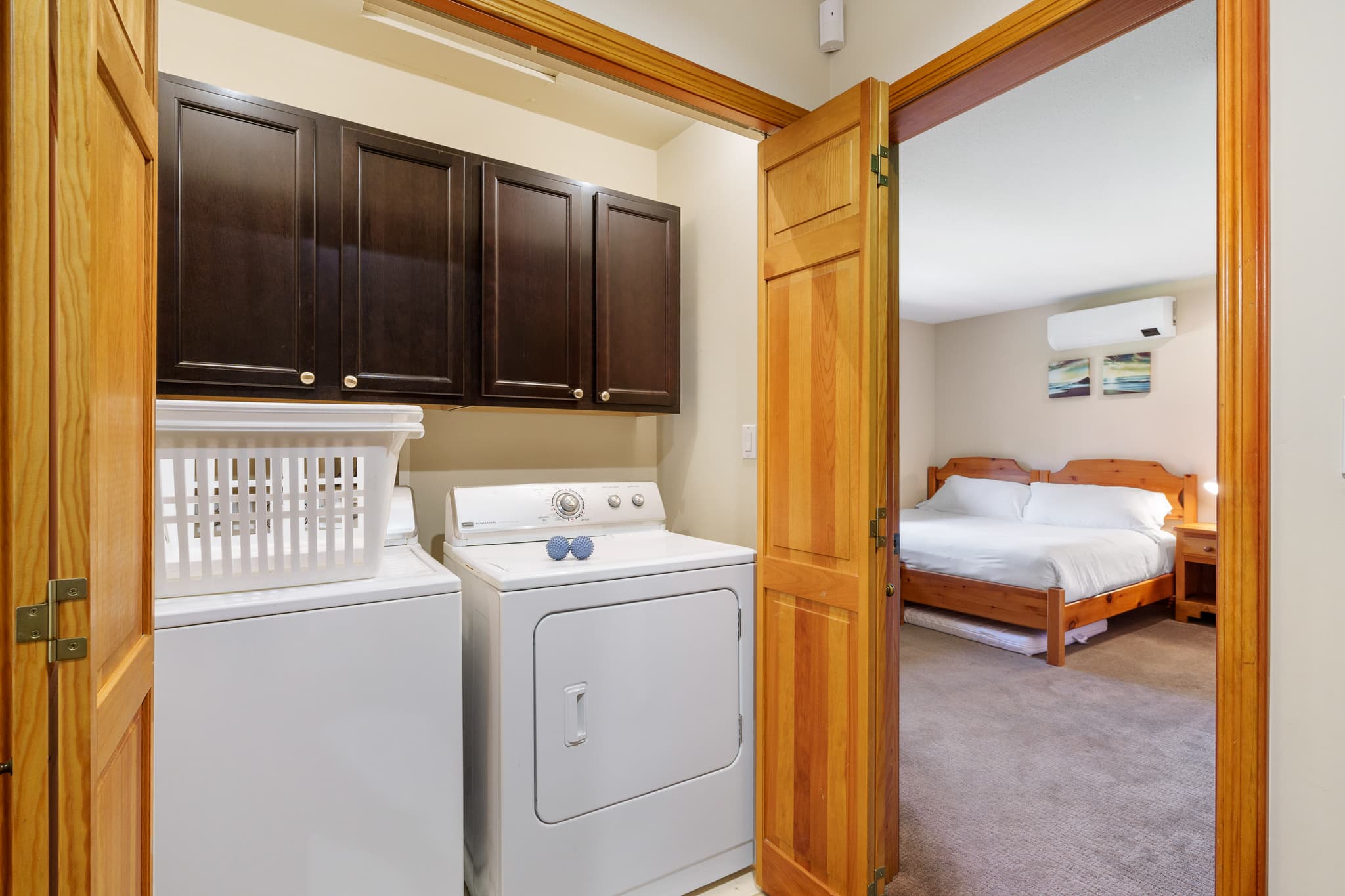 Golf Course Views interior 42