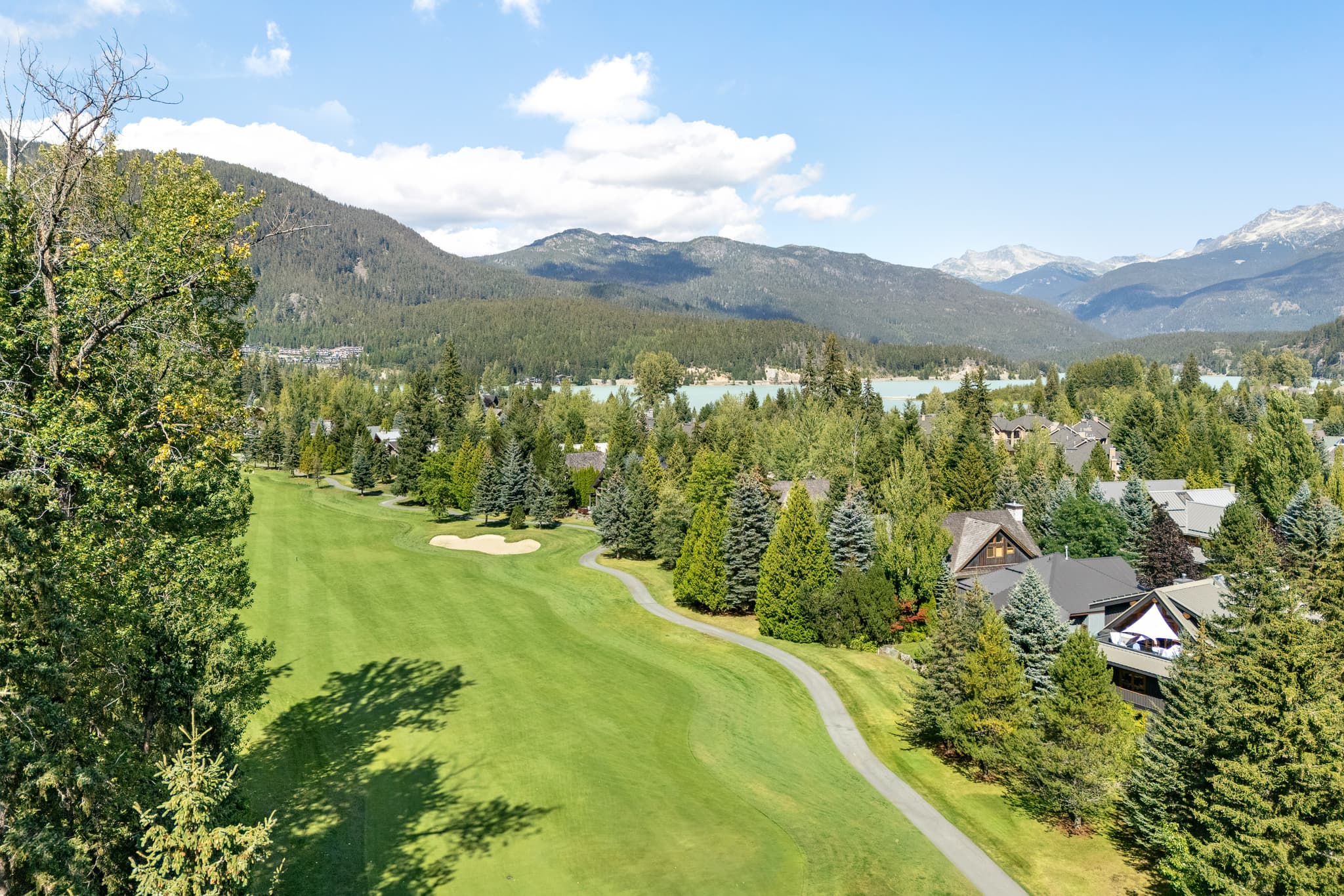 Golf Course Views interior 44