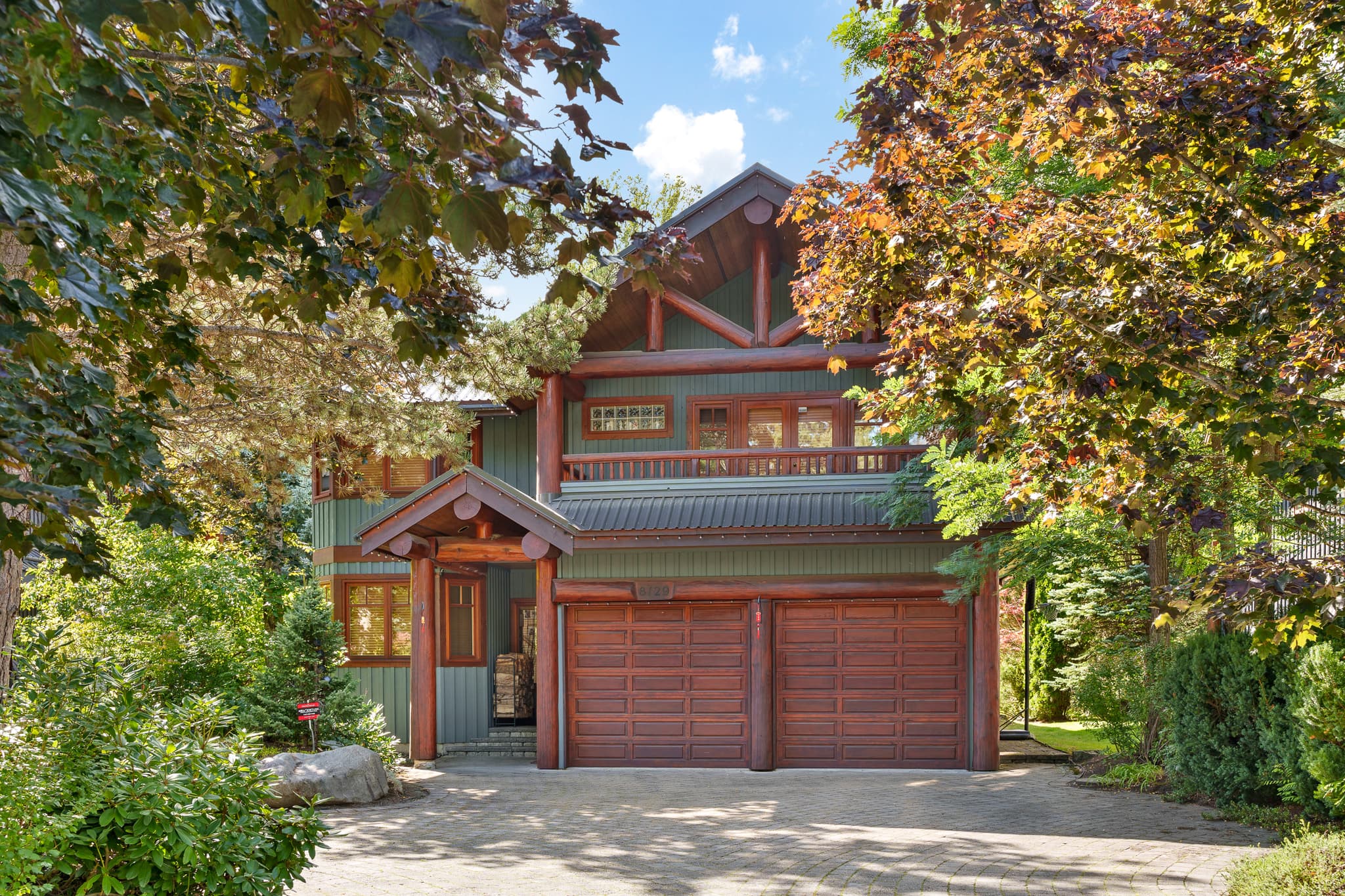 Golf Course Views interior 46