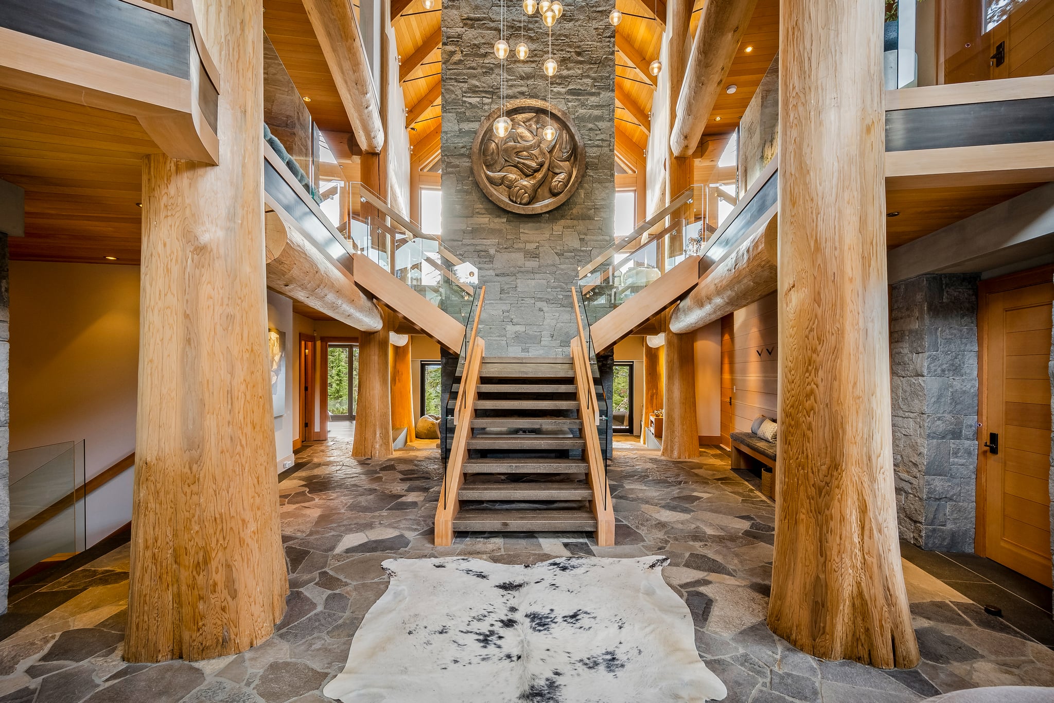 Panoramic Estate interior 3