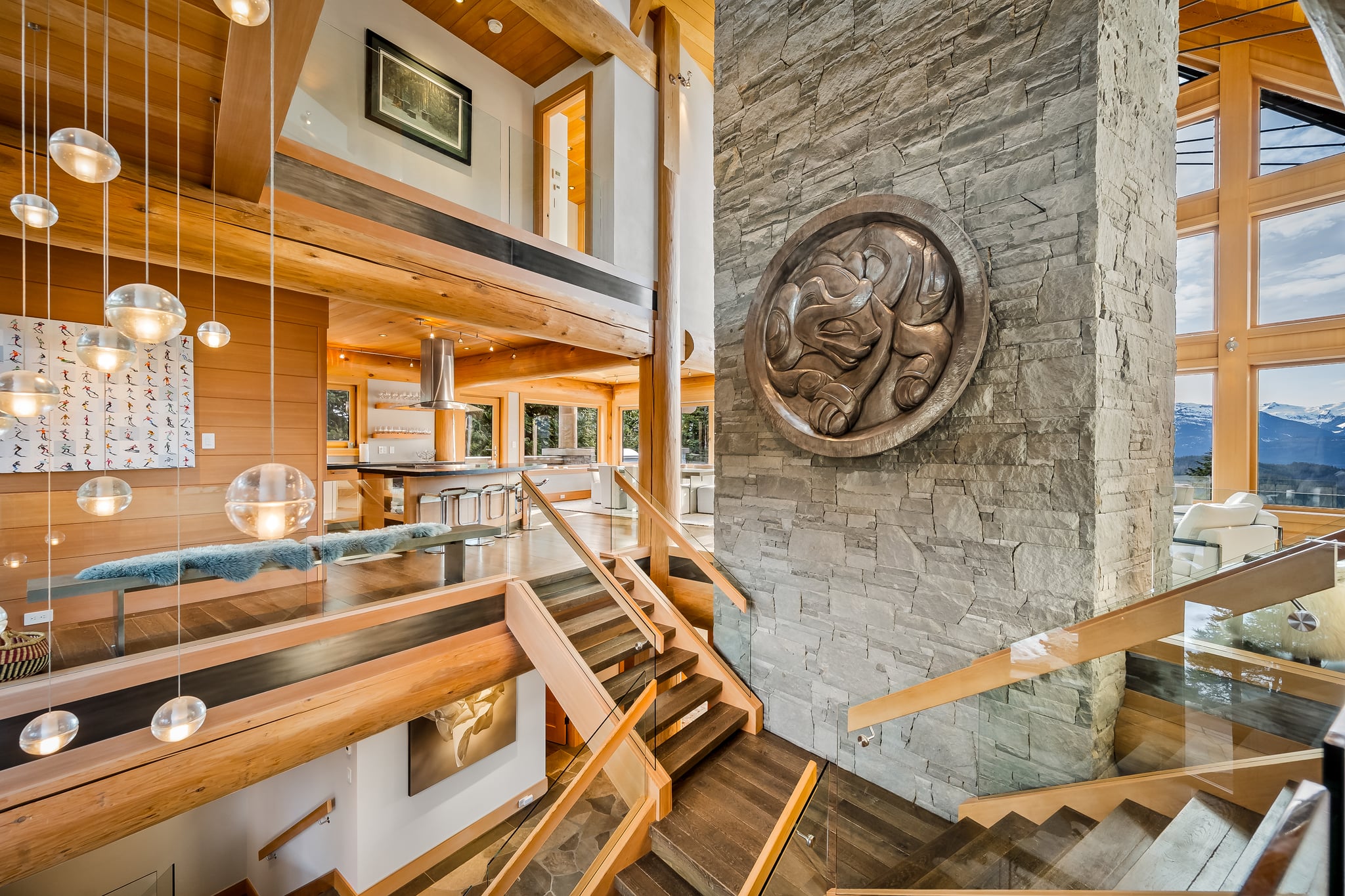 Panoramic Estate interior 4