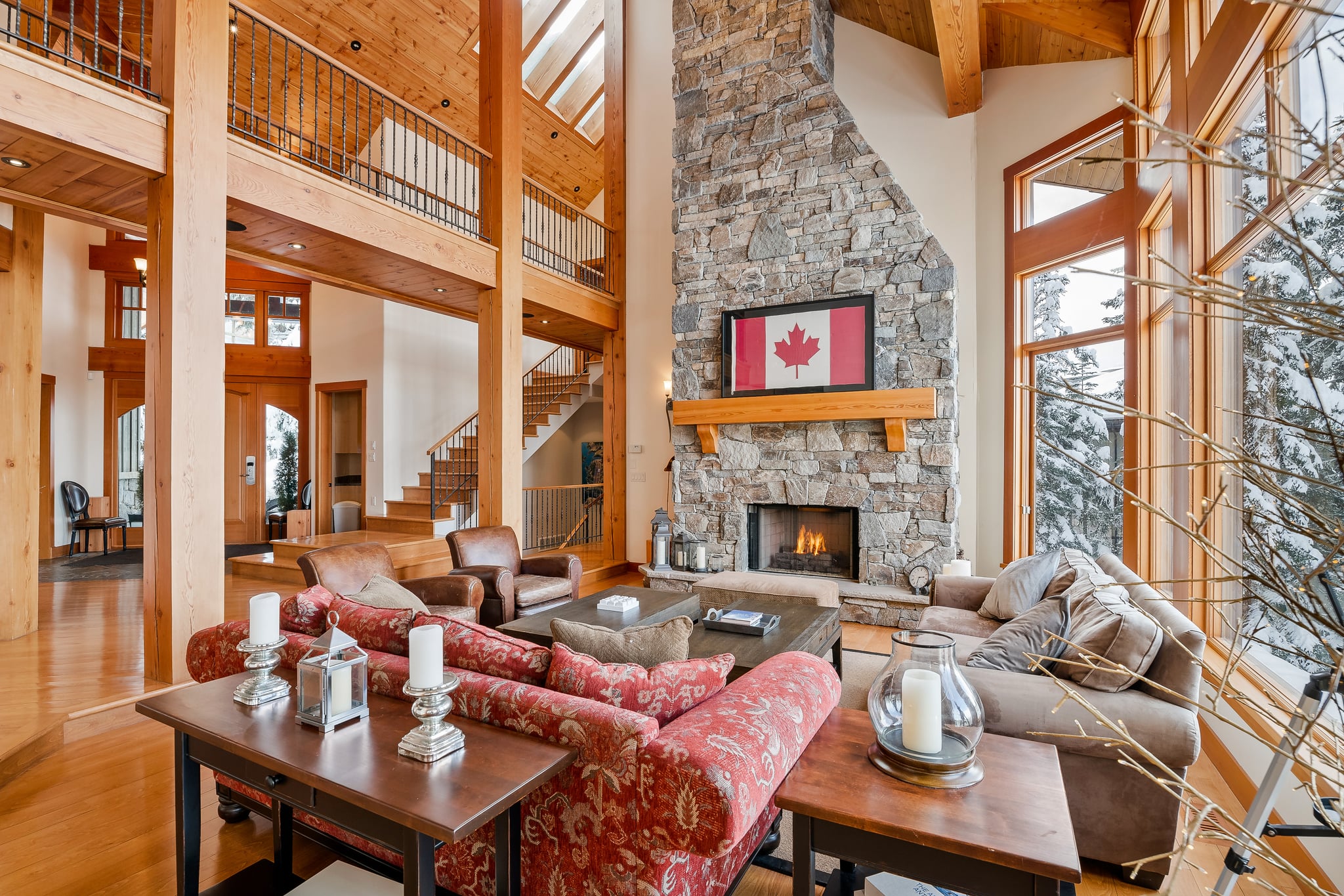 Slope Side Chalet interior 3