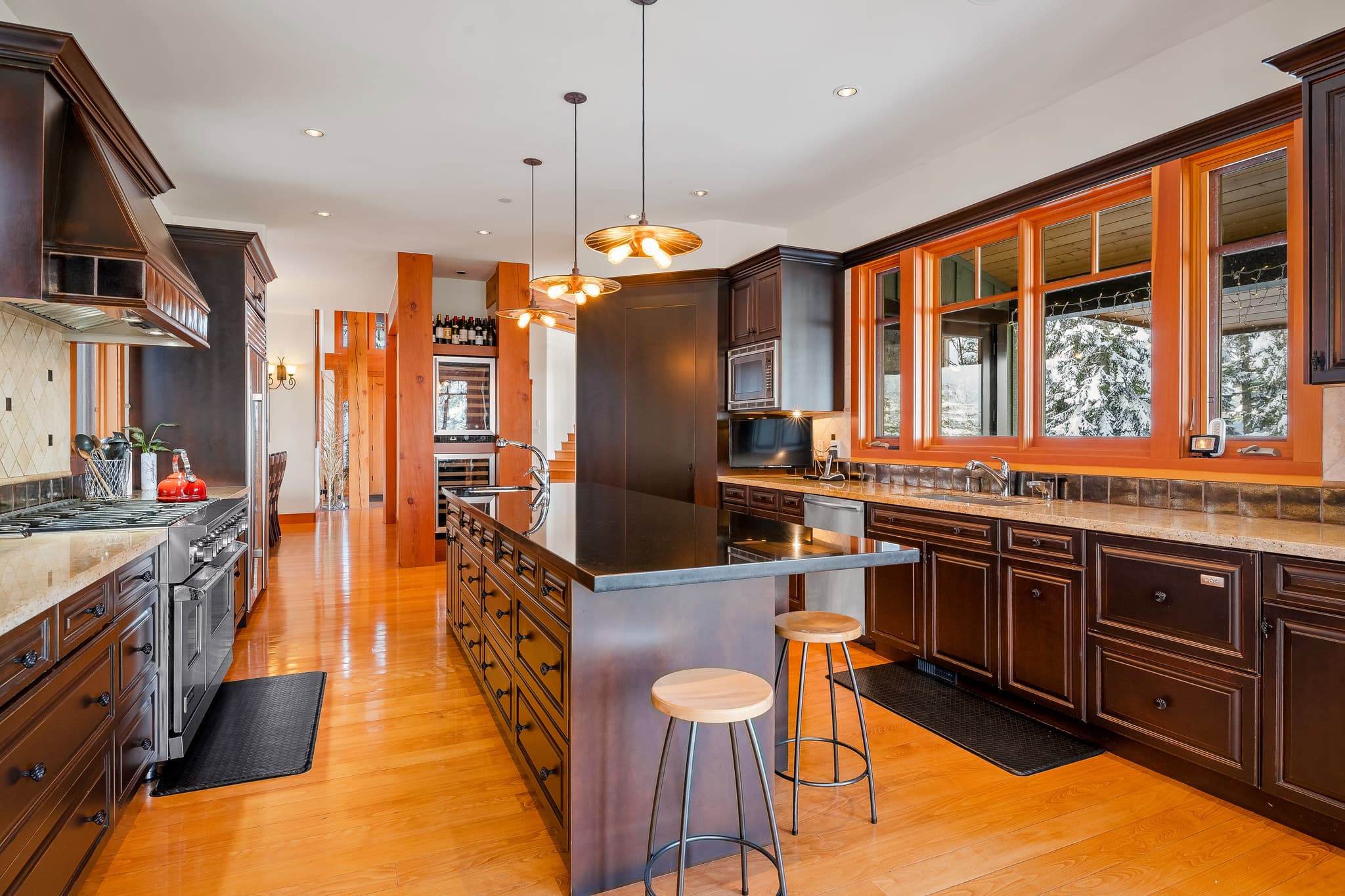 Slope Side Chalet interior 14