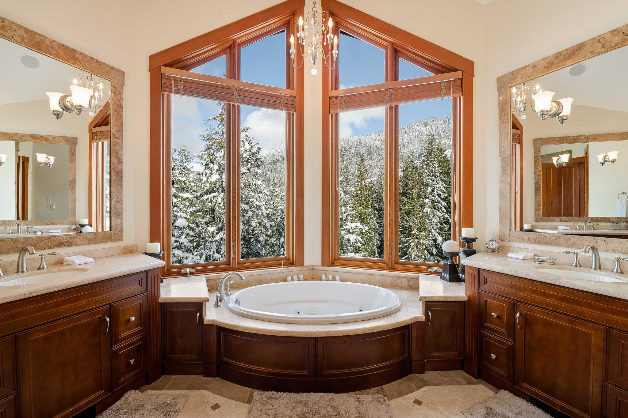 Slope Side Chalet interior 24