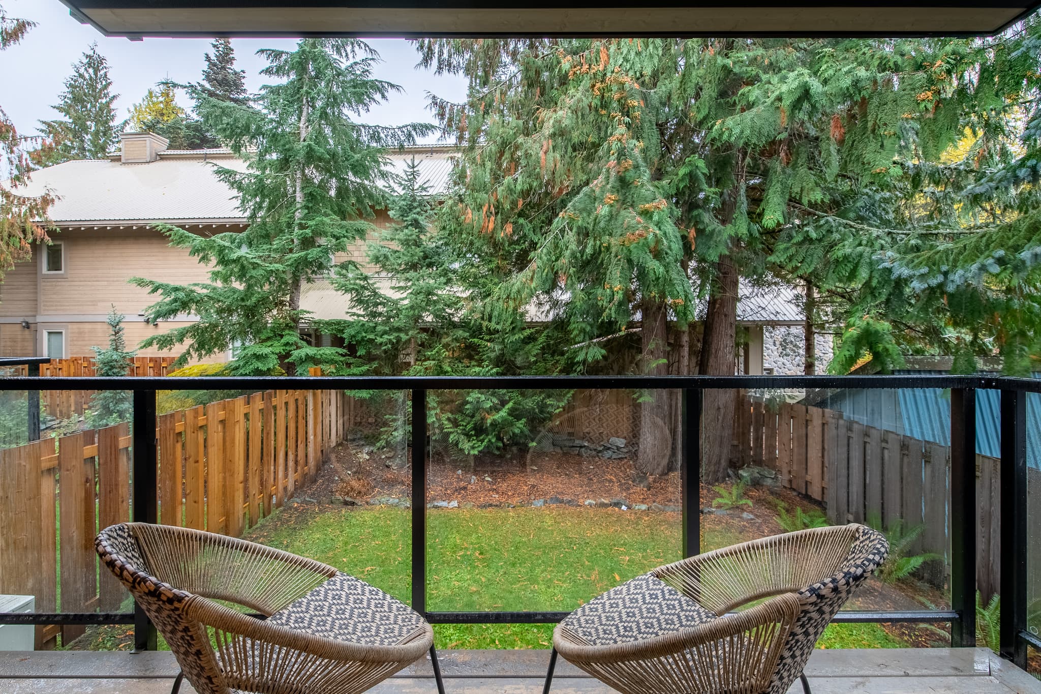 Snow Pine interior 18