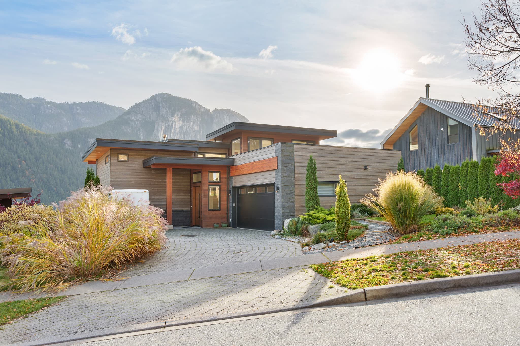 Squamish Retreat interior 2