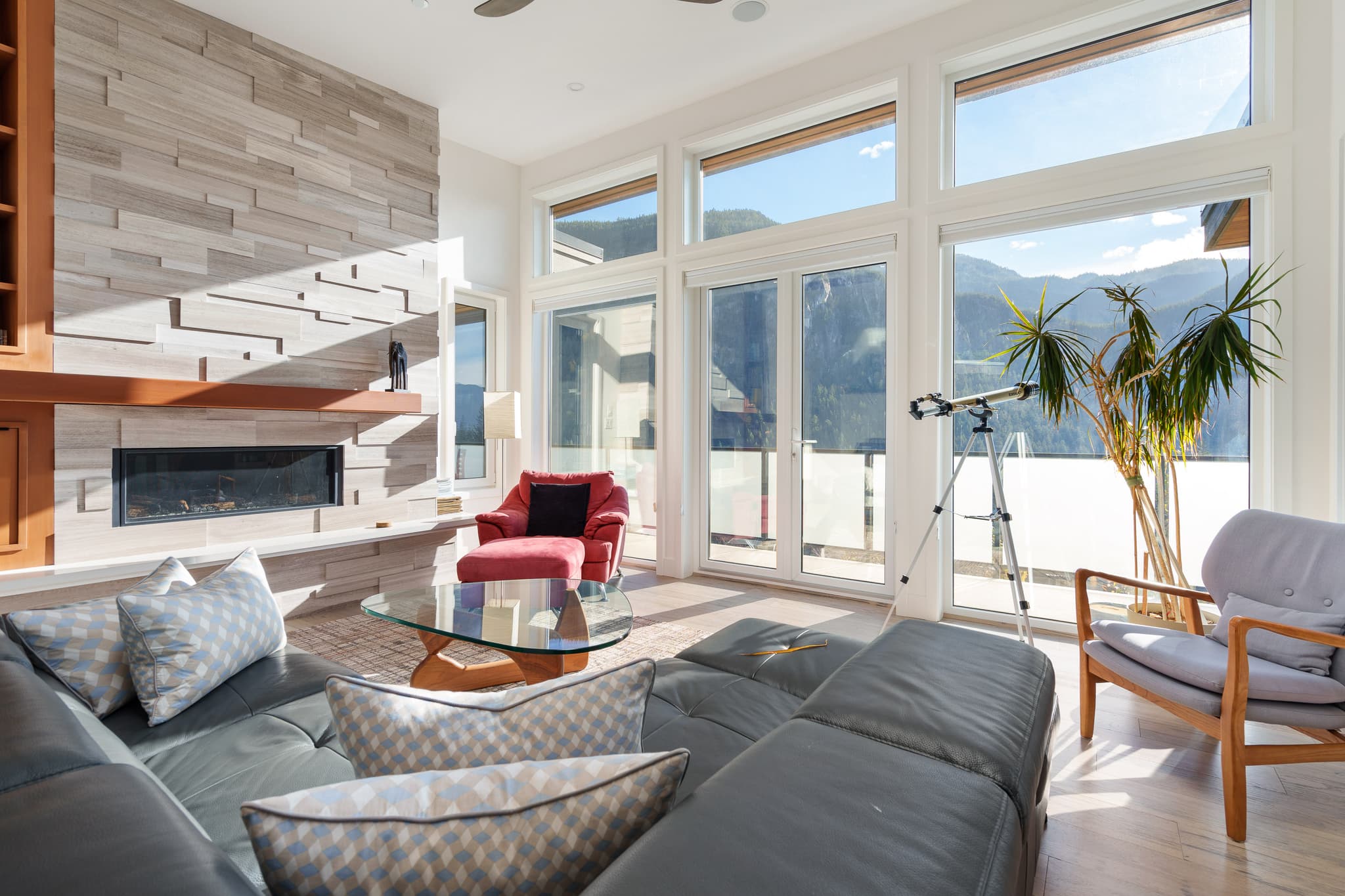 Squamish Retreat interior 6