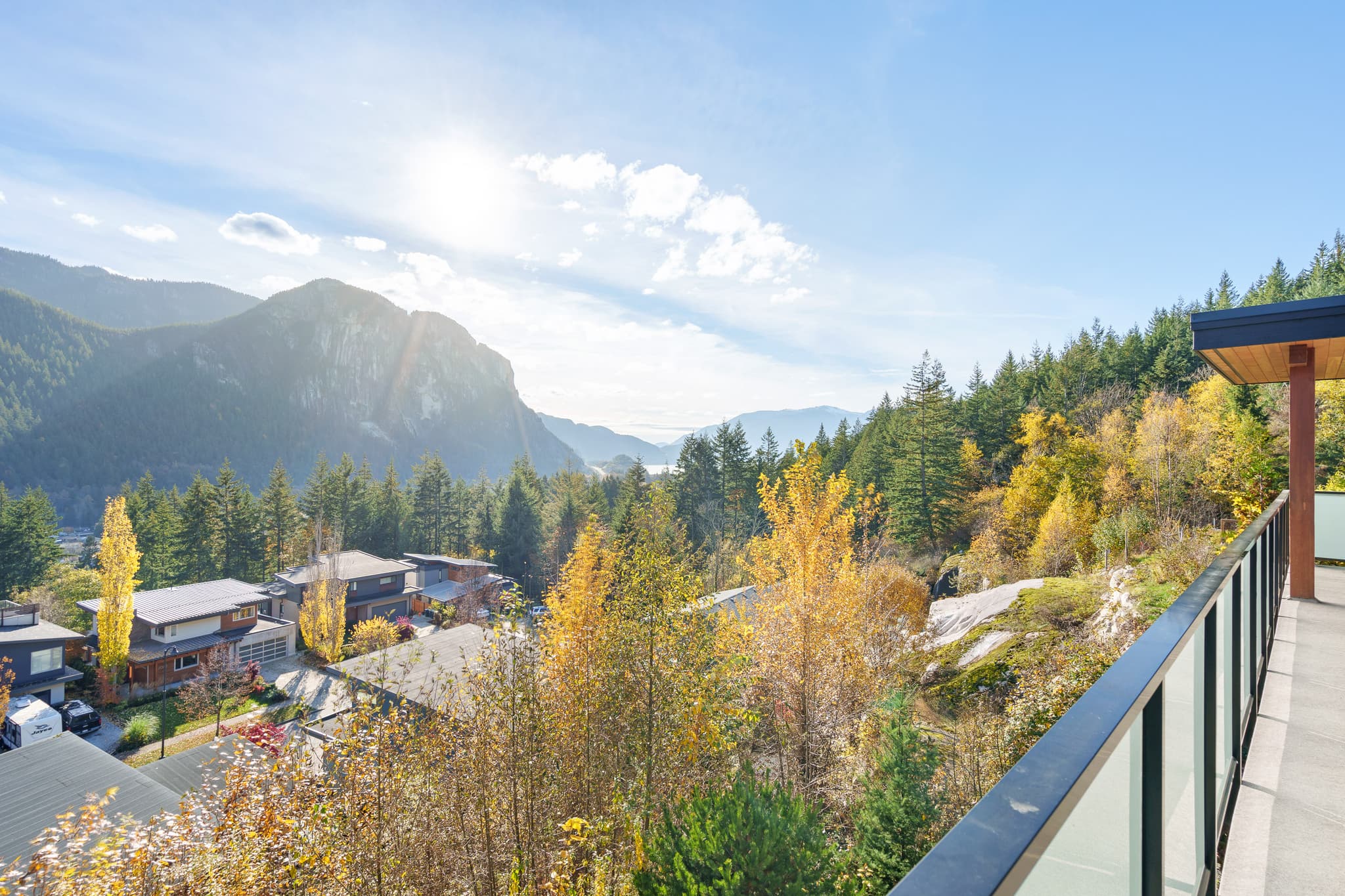 Squamish Retreat interior 14