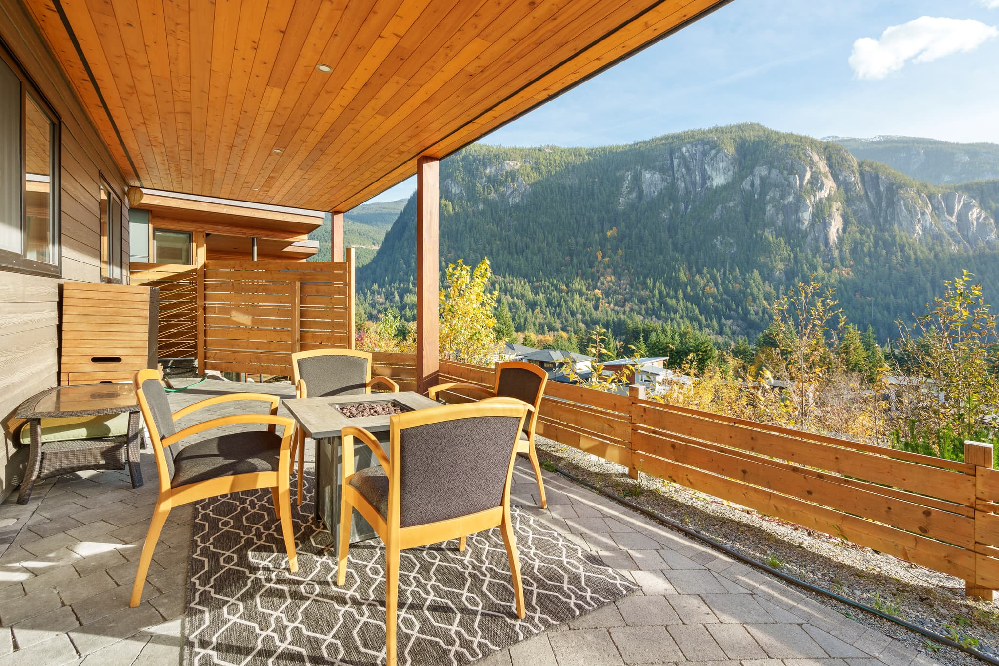 Squamish Retreat interior 49