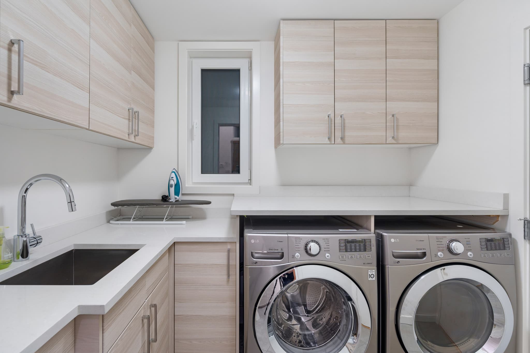 Squamish Retreat interior 56