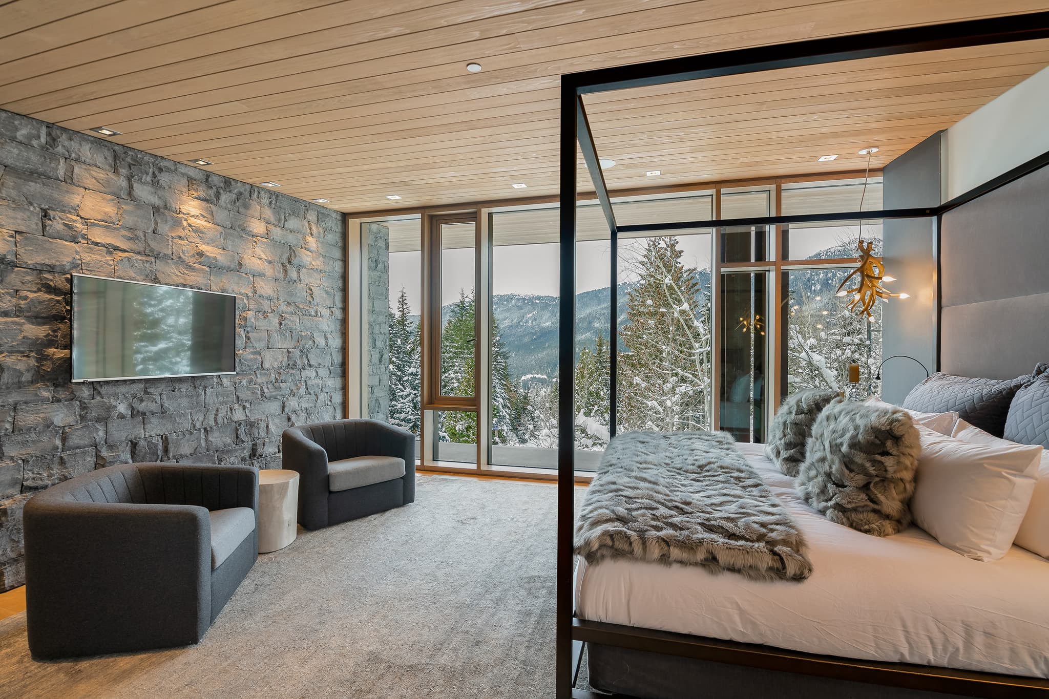 Two Cedars interior 23