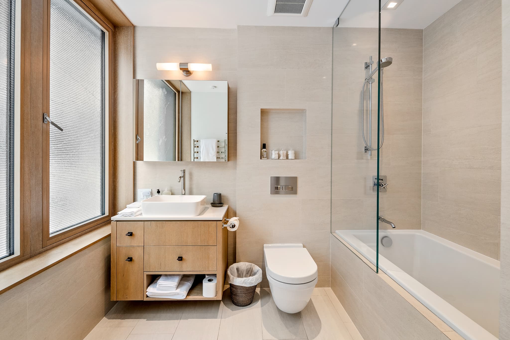 Two Cedars interior 27