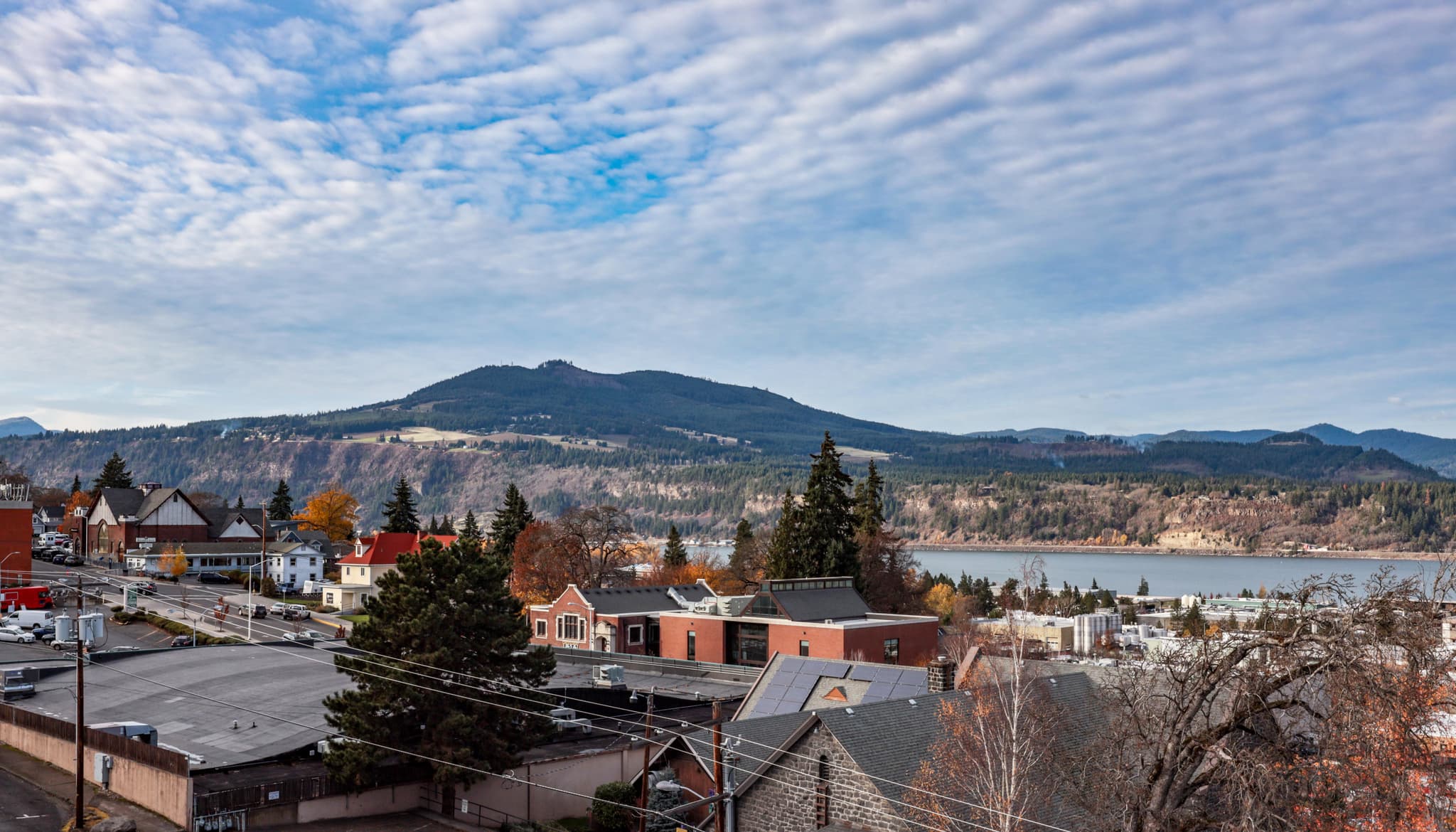 Hood River Luxury Home 3