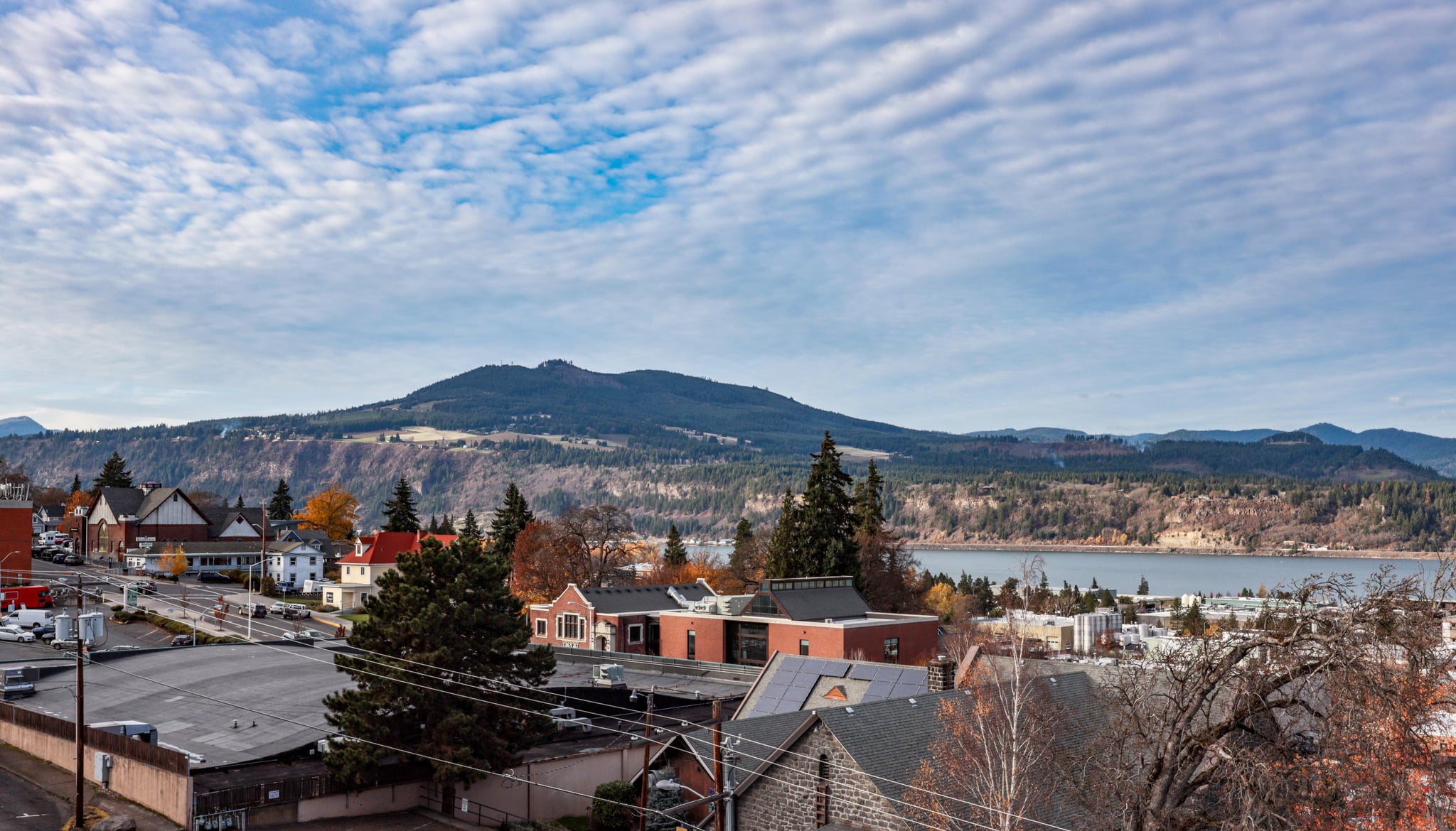 Hood River Luxury Home 3